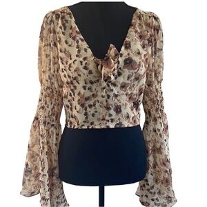 Acoa Leopard Crop Top